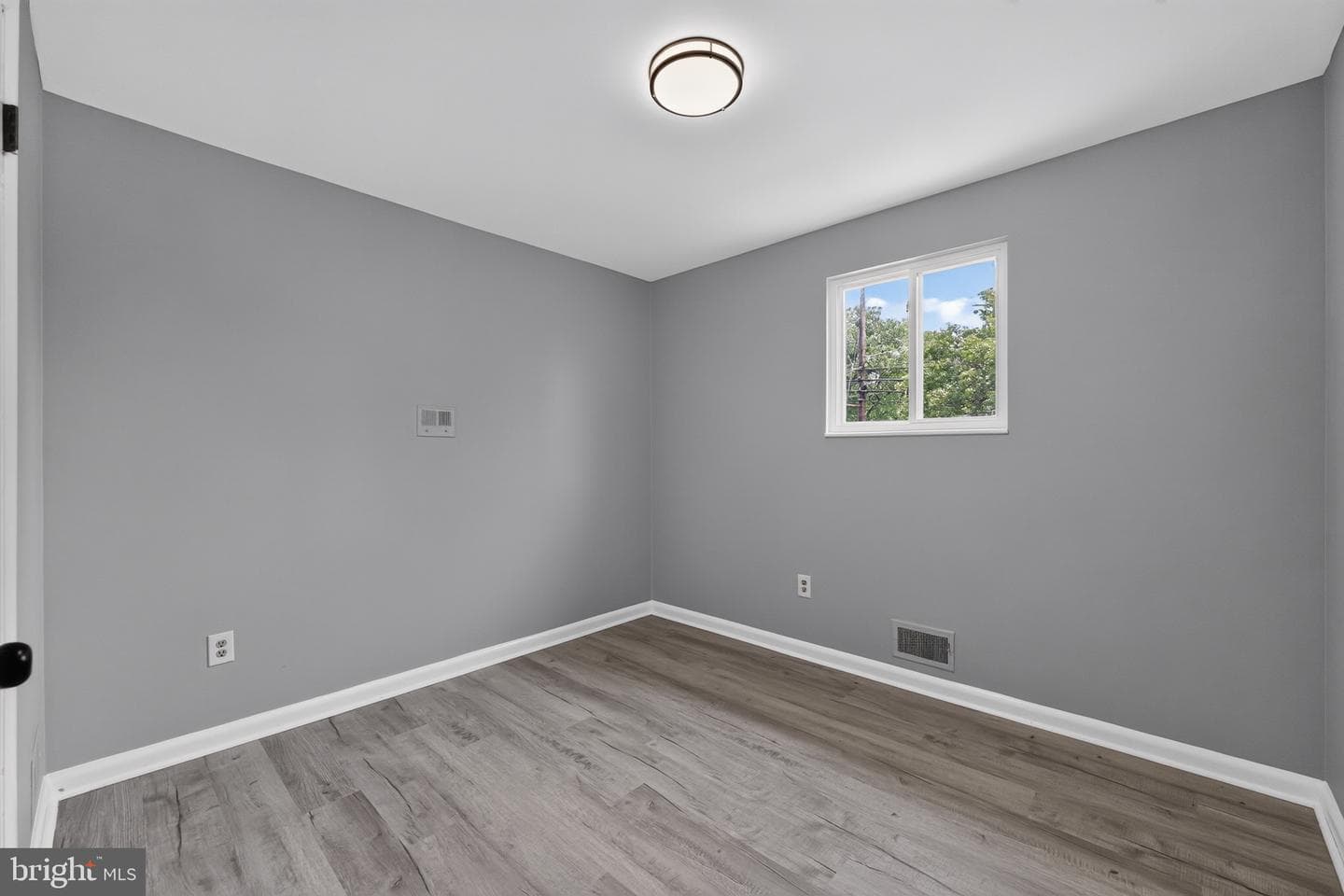 9034 Rhode Island Avenue photo 10