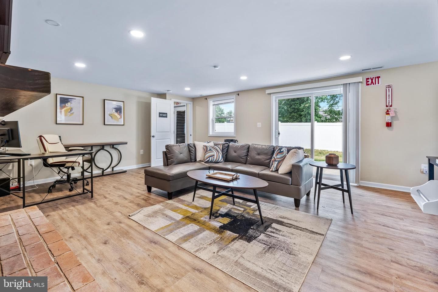 208 Prenton Street photo 29