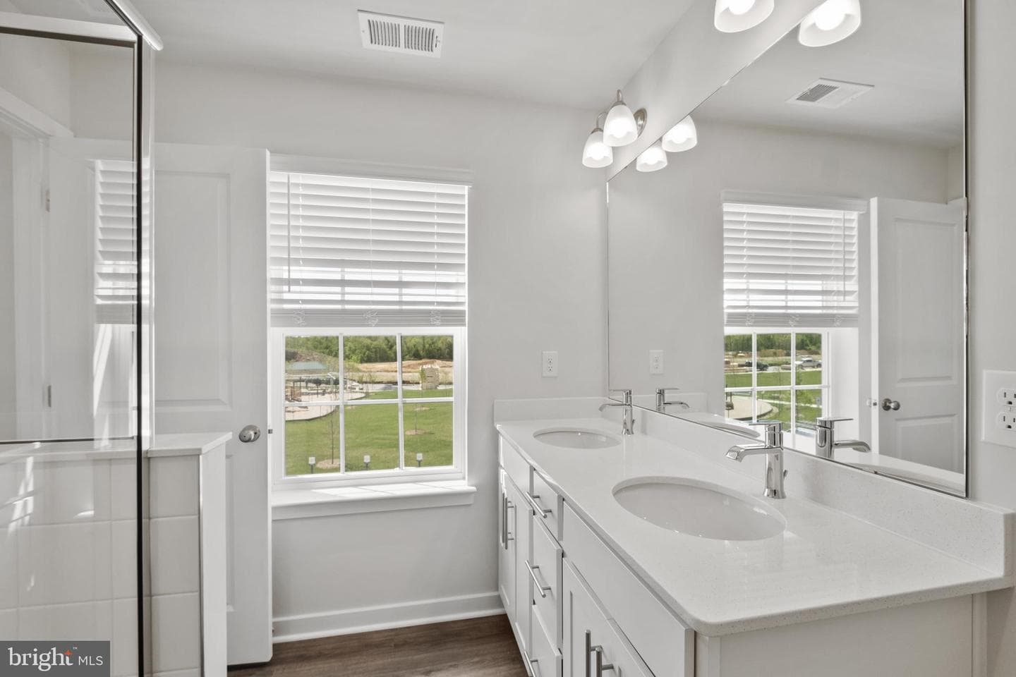 7535 Silver Thread Way photo 19