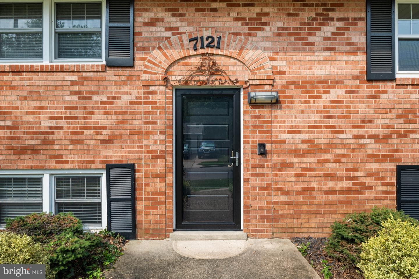 7121 Karen Anne Drive photo 4
