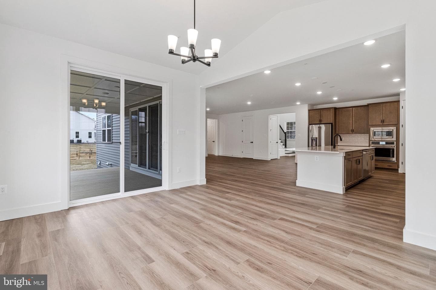 2013 Saint James Road photo 36