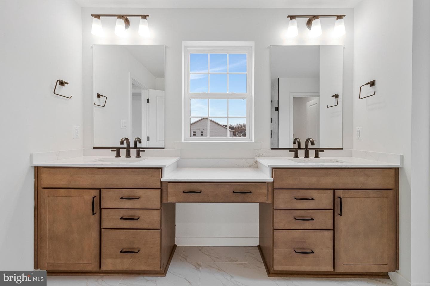 2013 Saint James Road photo 65