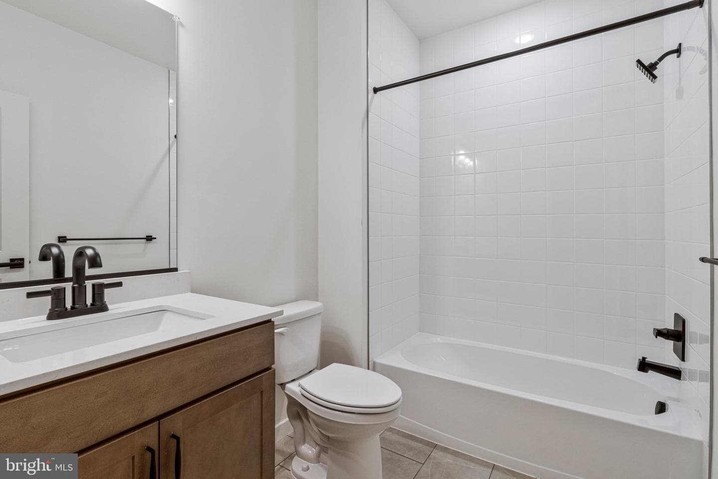 2013 Saint James Road photo 73
