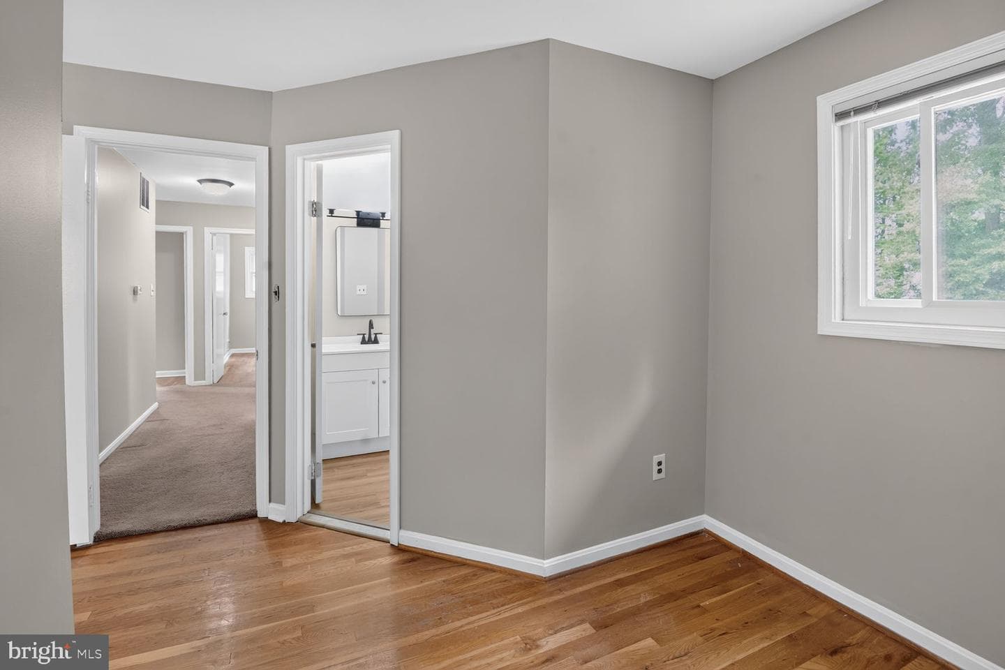 9011 Ivanhoe Road photo 16