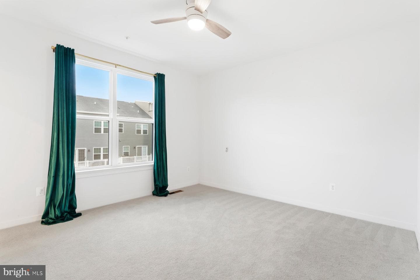 614 Glenn Lake Dr photo 19