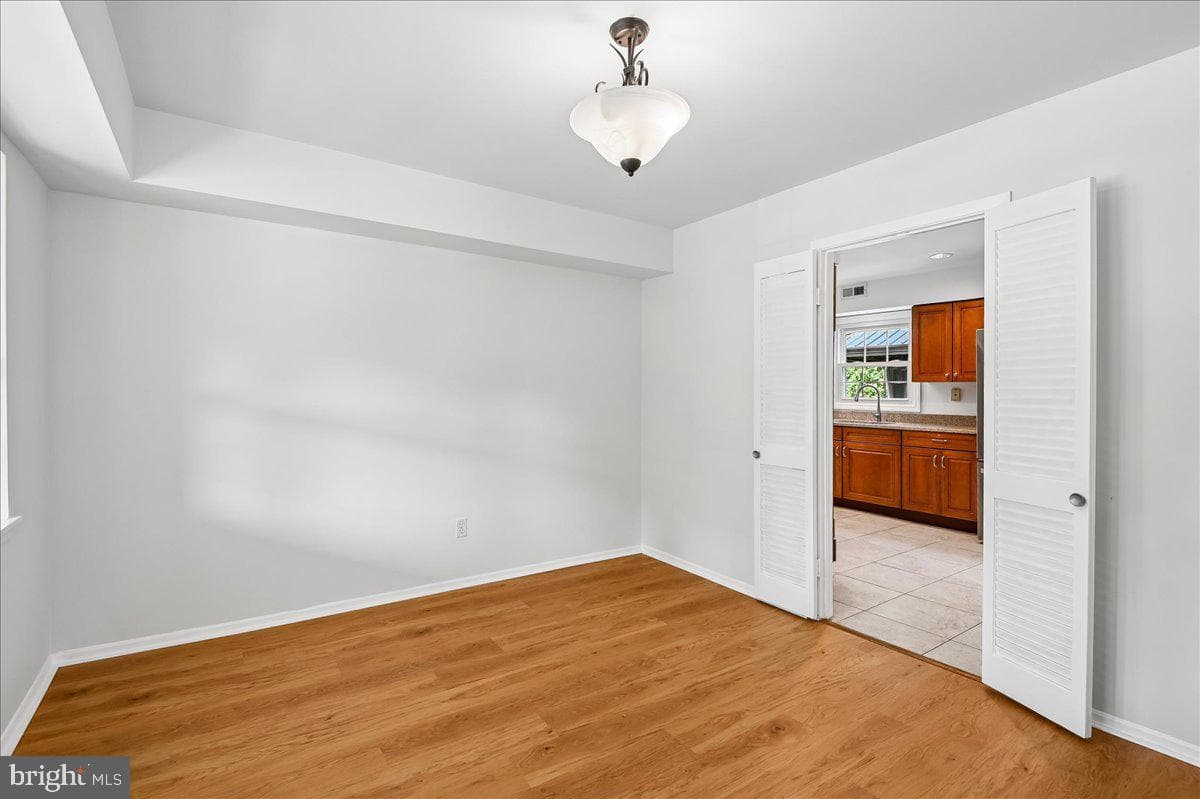 12218 Valerie Lane photo 12