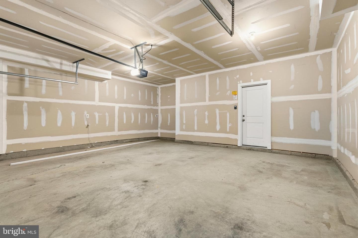 16007 Hyde Park Place photo 57