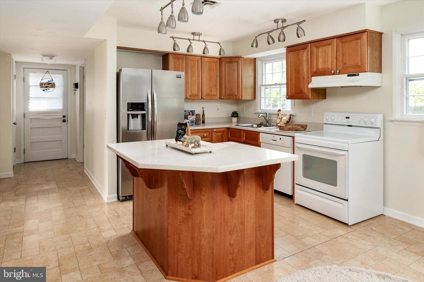 515 Bayside Drive photo 6