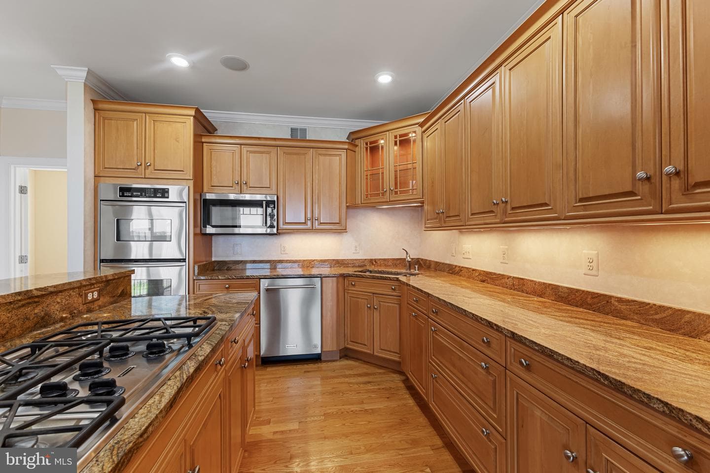 346 Narrows Pointe Drive photo 18