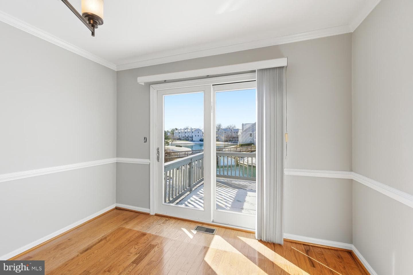 402 Blenny Lane photo 9