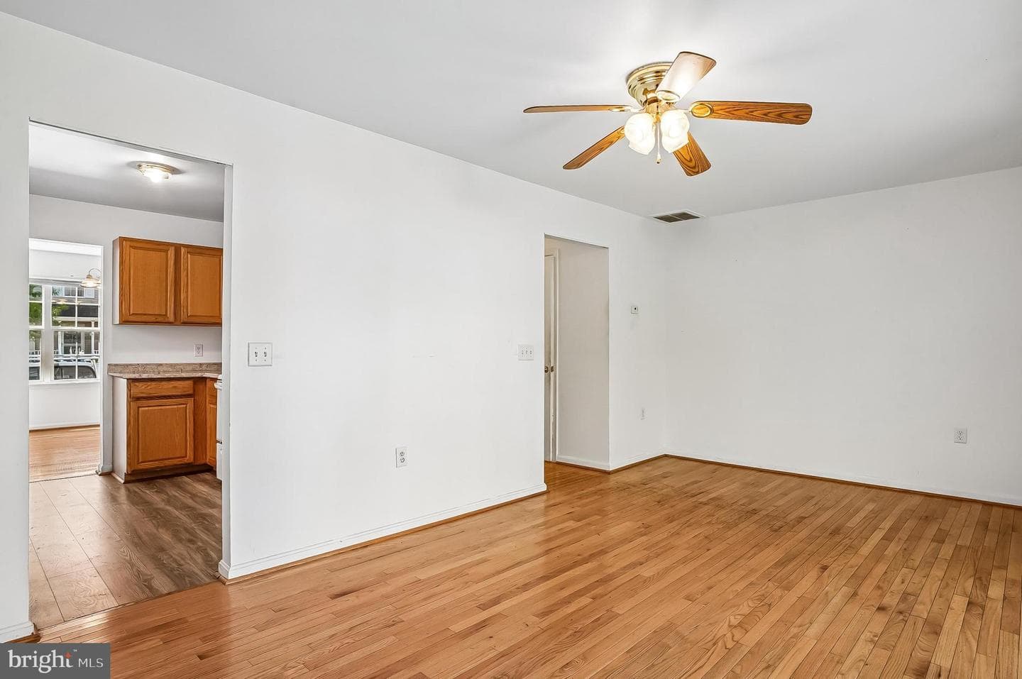 1025 Dundee Court photo 14