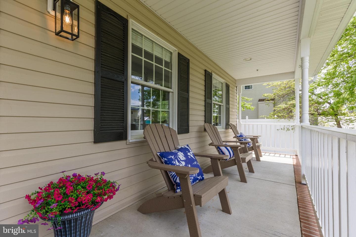 421 Victoria Way photo 42