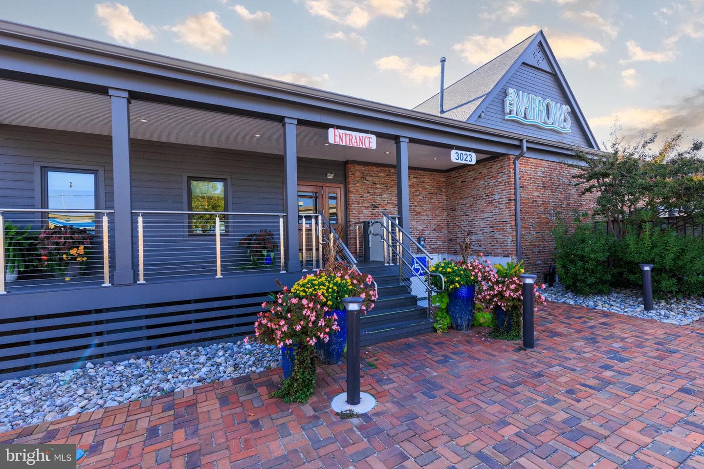 421 Victoria Way photo 51