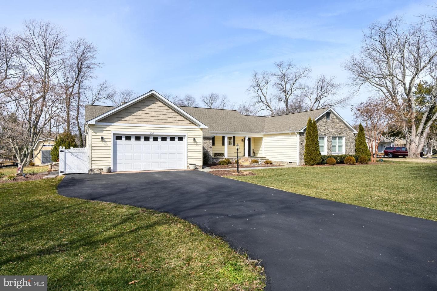 108 Holly Court photo 50