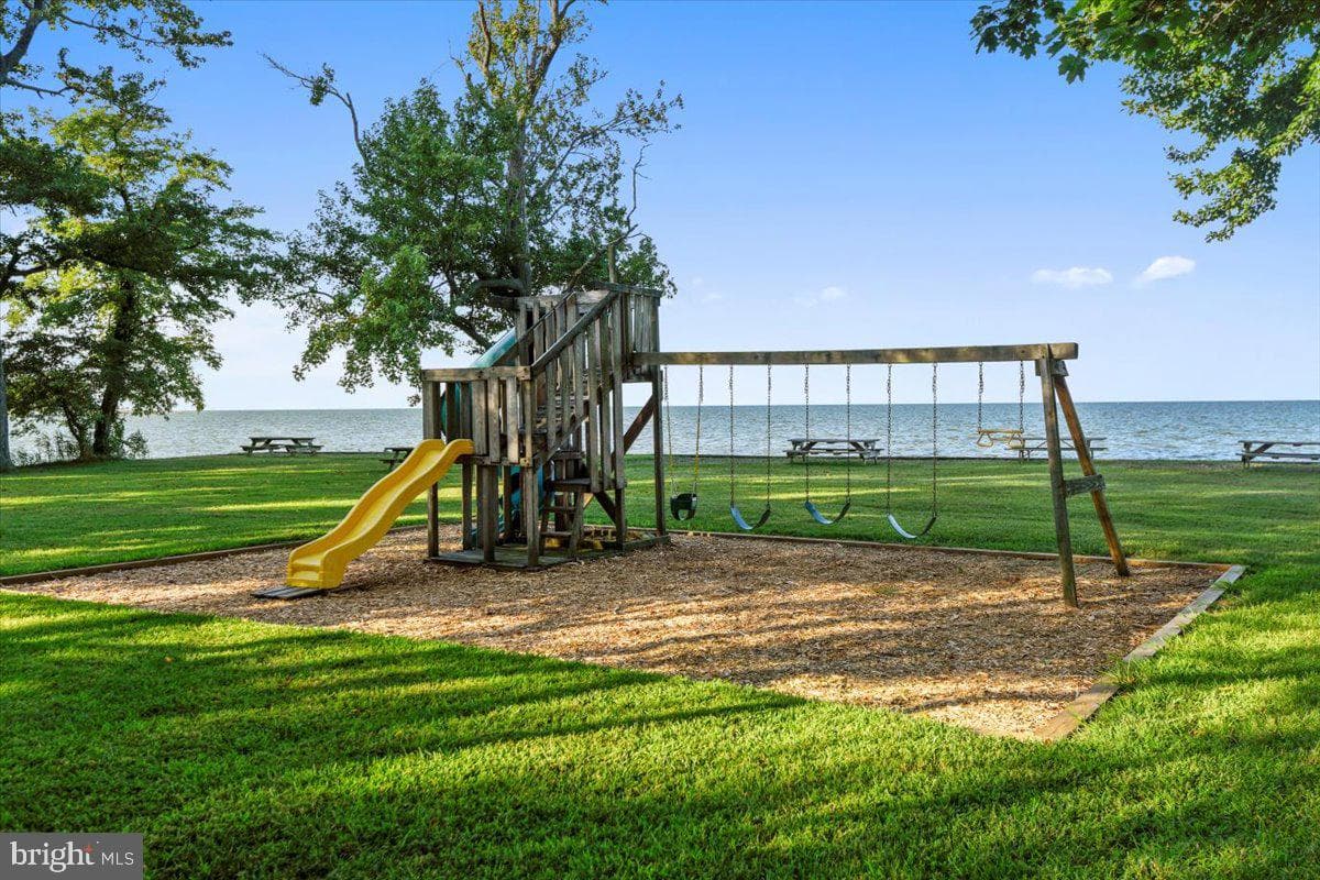 117 Bay Dr photo 33