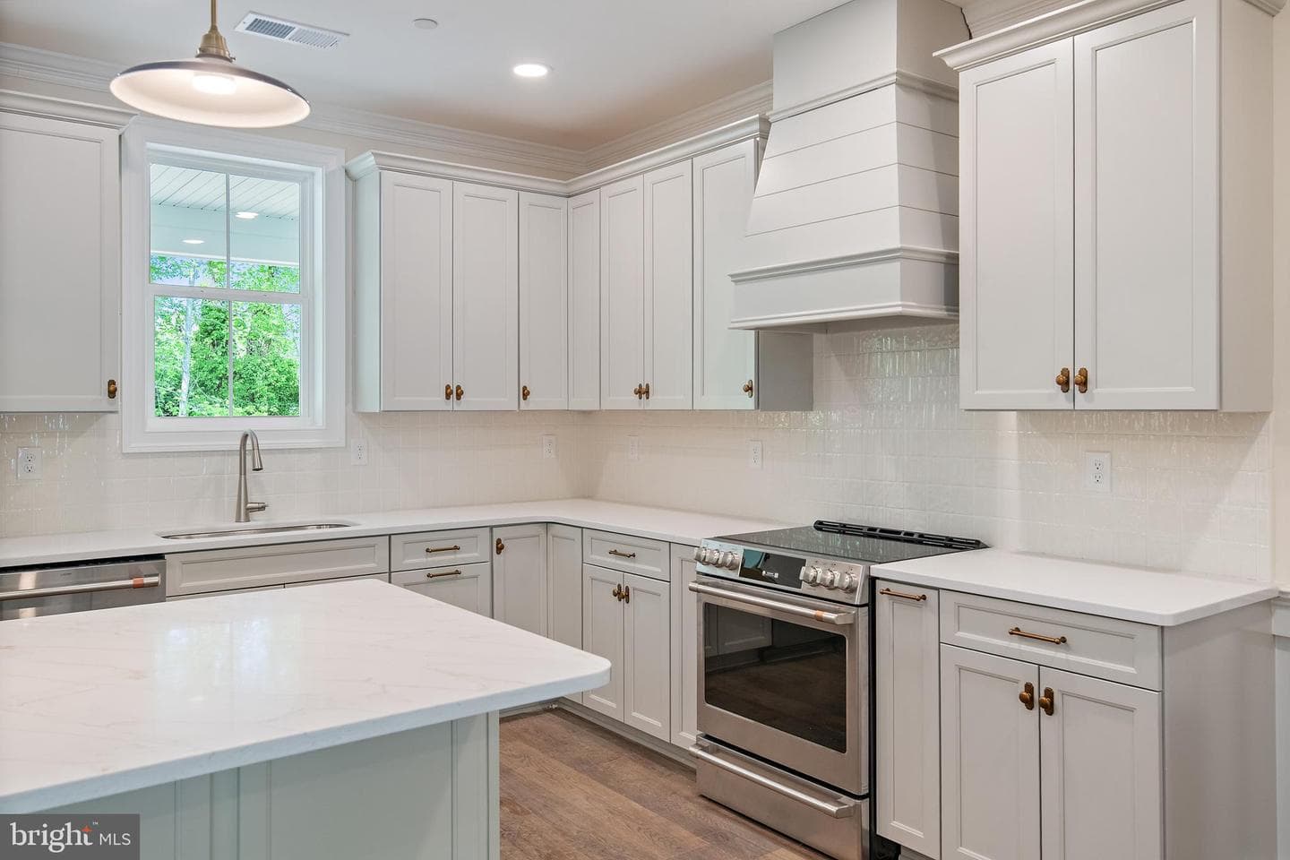 410 5 Farms Drive photo 34