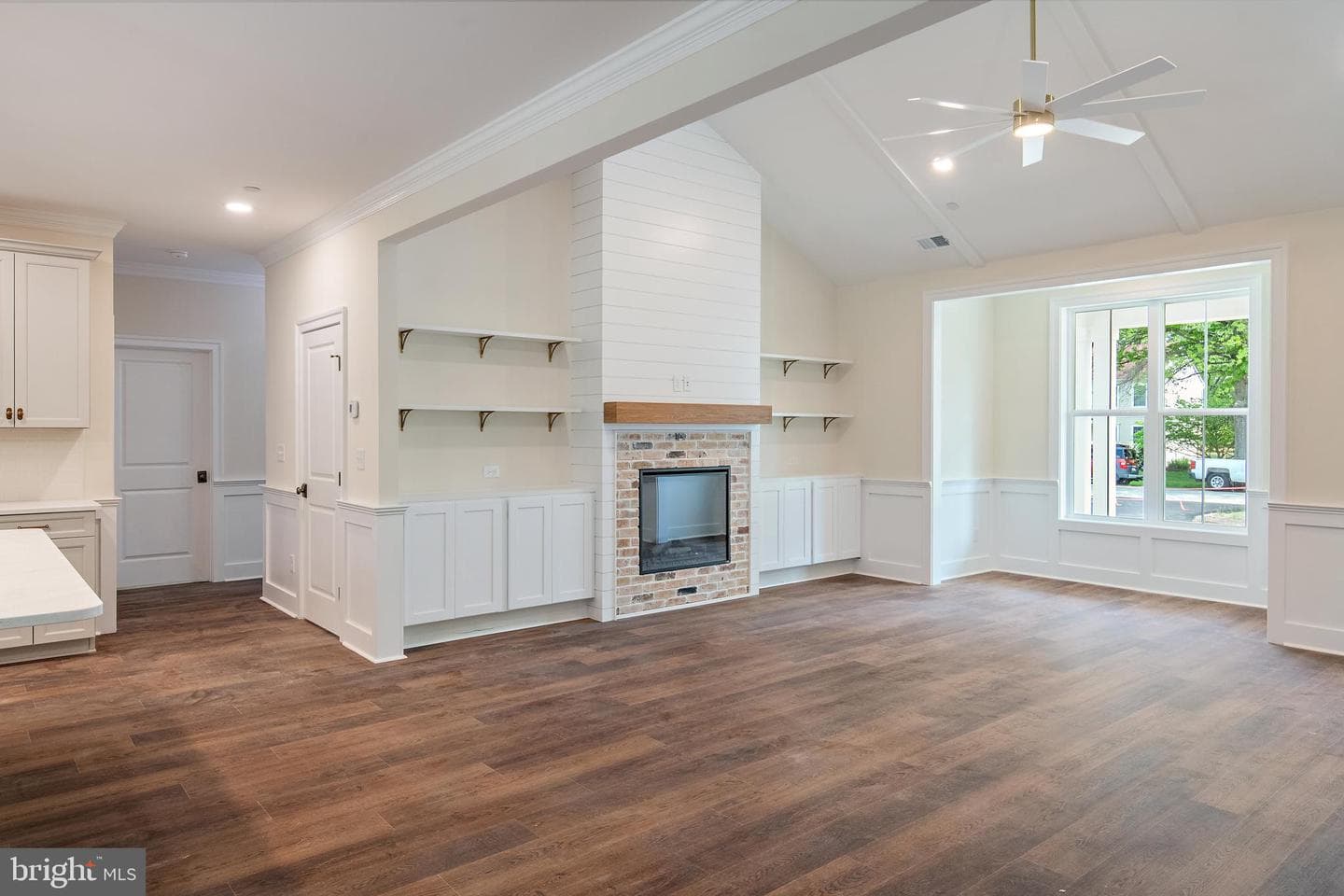 410 5 Farms Drive photo 7