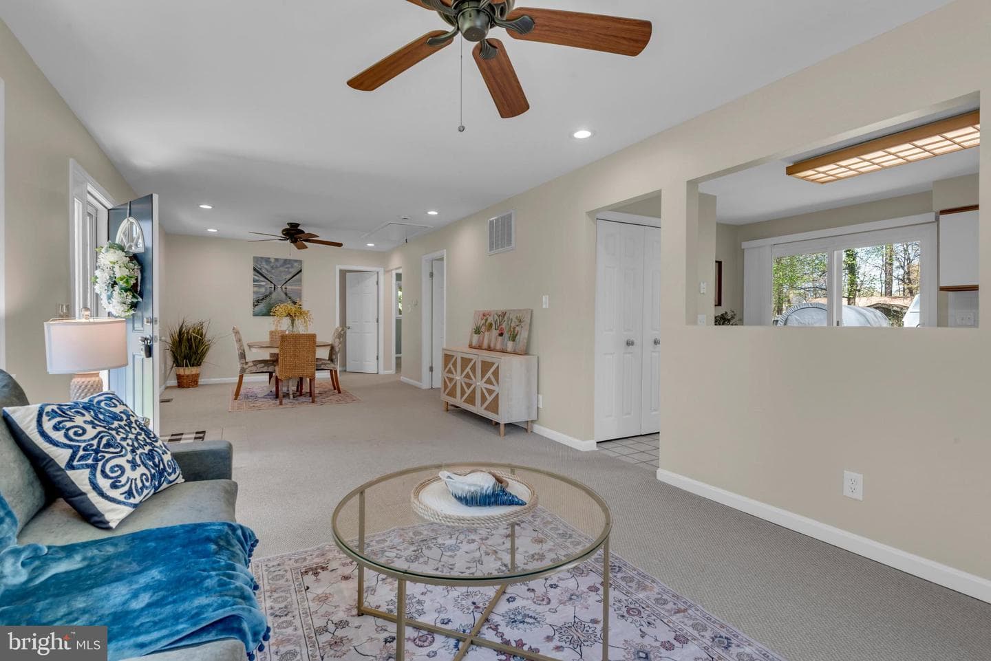 320 Mckay Road photo 11