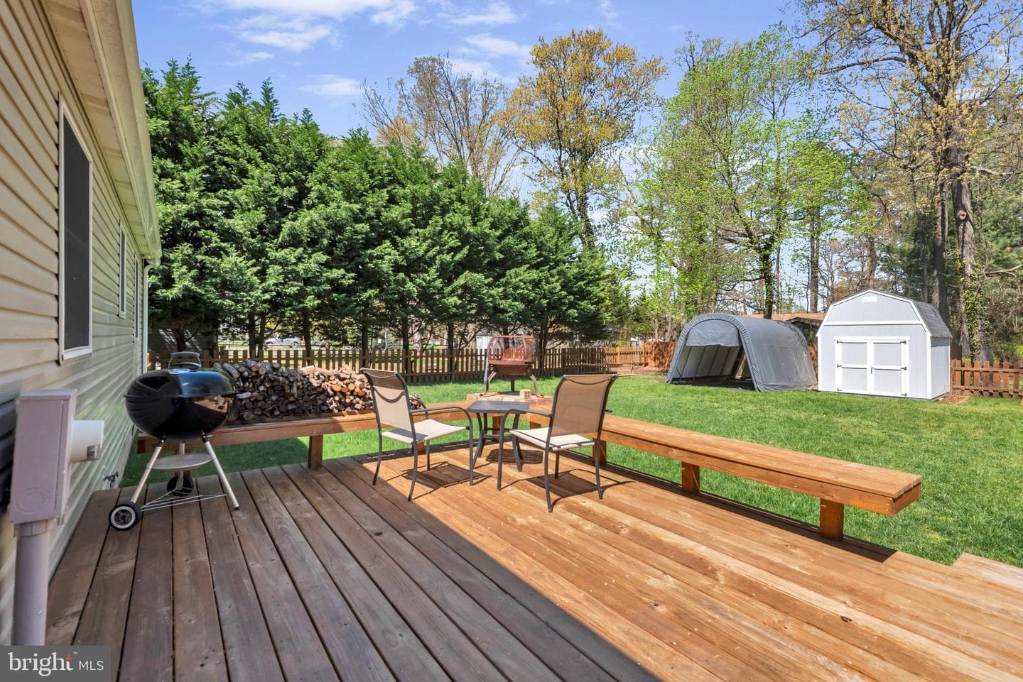 320 Mckay Road photo 32