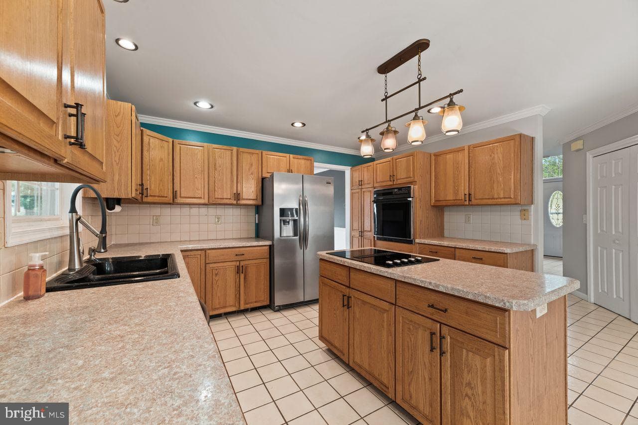 306 Overlook Drive photo 6