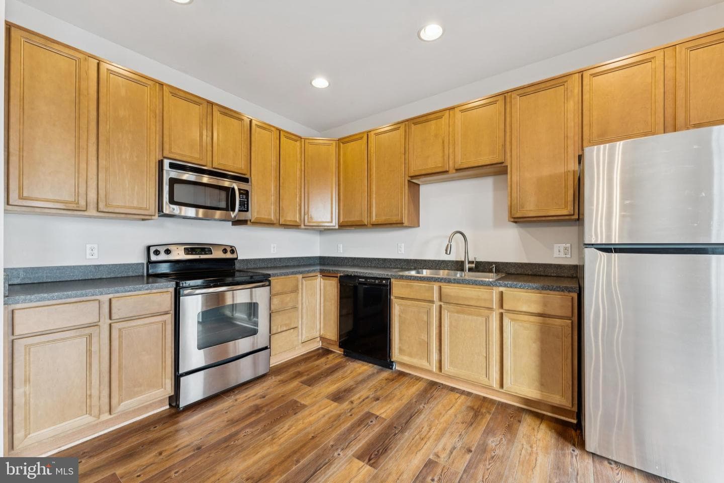 128 John Patrick Drive photo 9