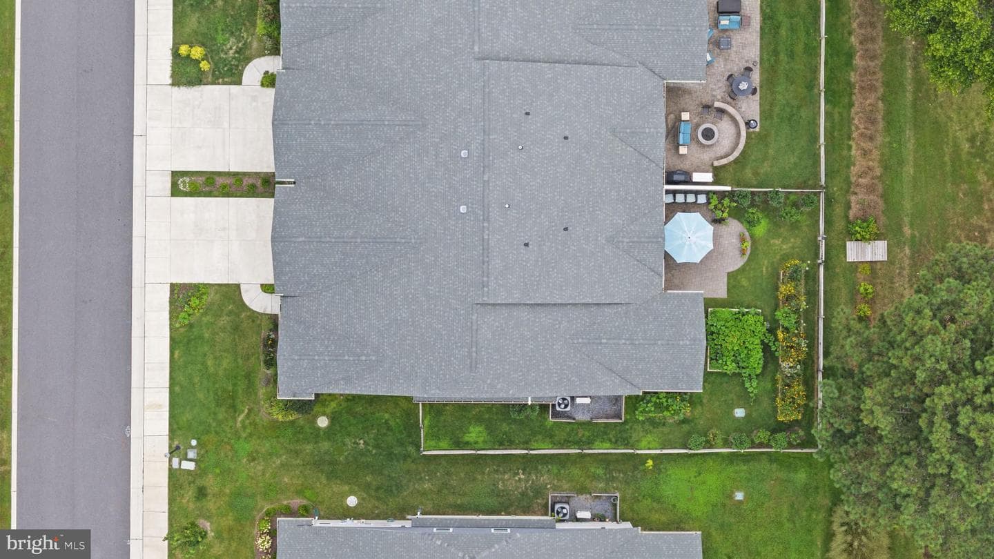 115 Masters Way photo 41