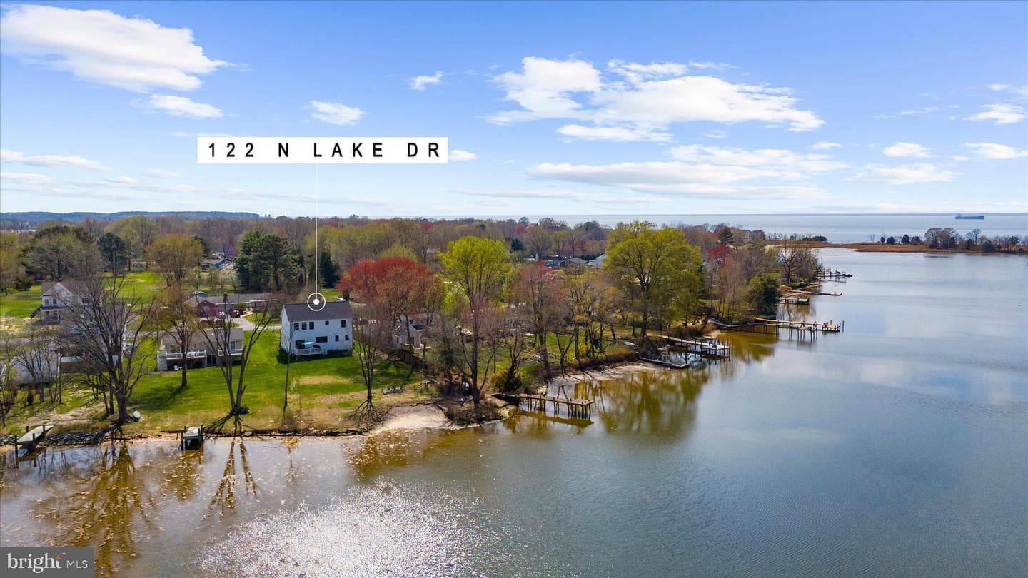 122 N Lake Drive photo 2