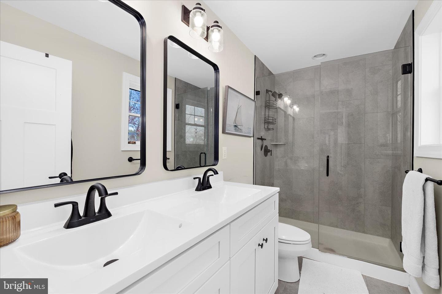 122 N Lake Drive photo 42