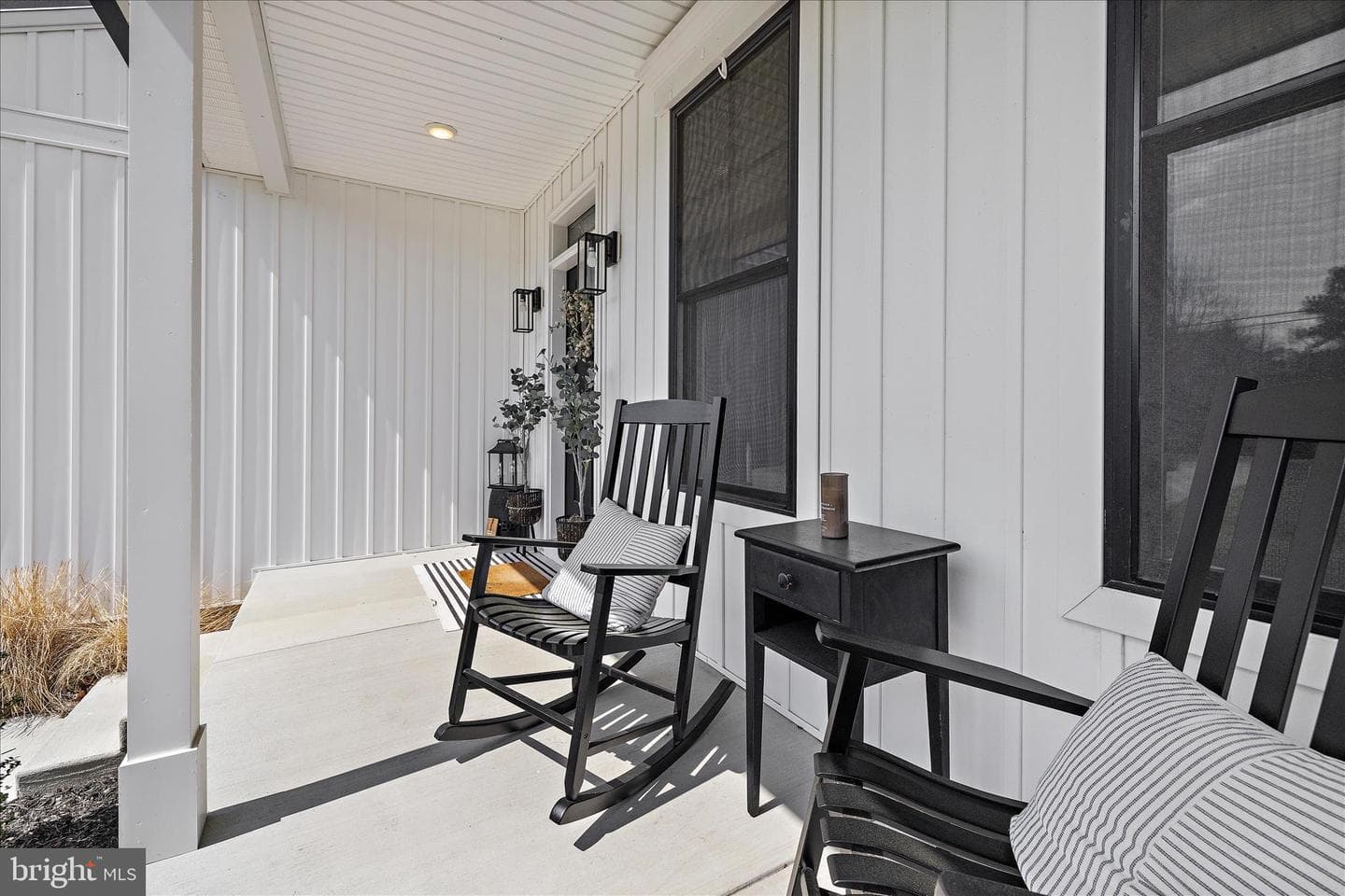 122 N Lake Drive photo 7