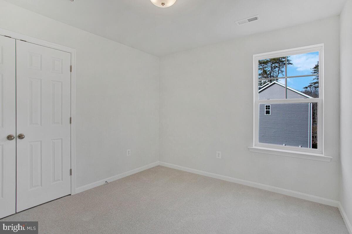 103 Worcester Road photo 22