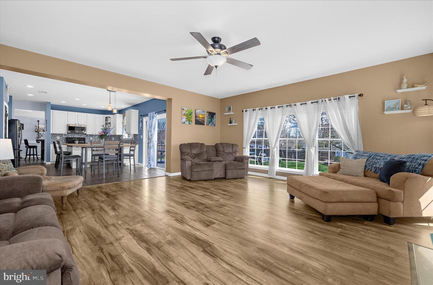 108 Meadowcroft Drive photo 32