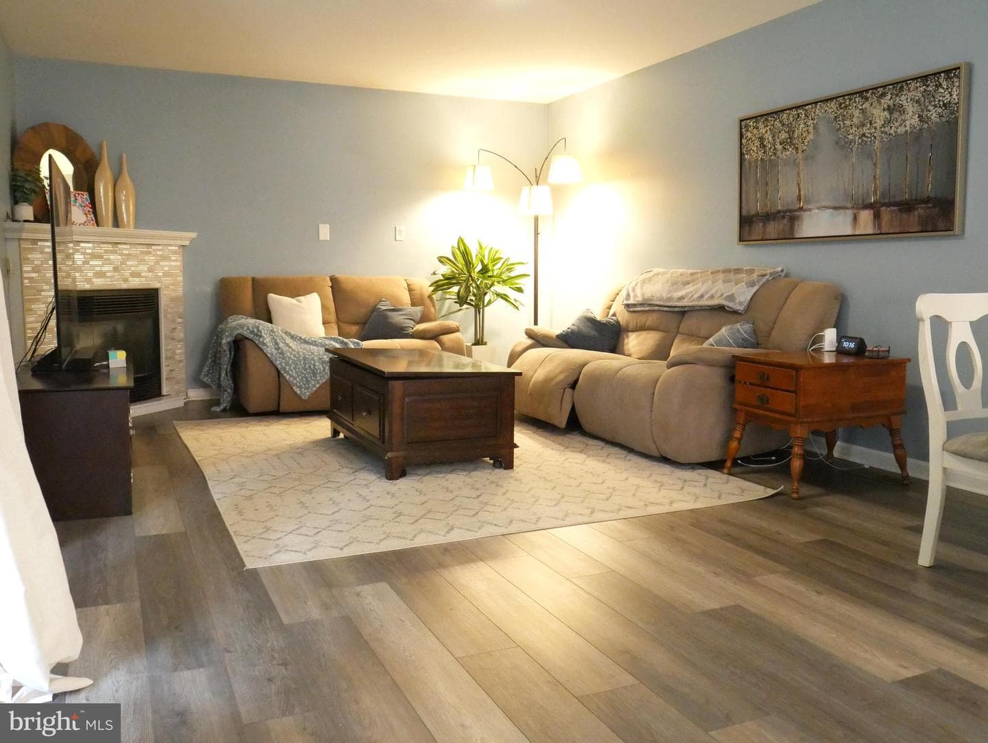 115 Bay Meadows Lane photo 5