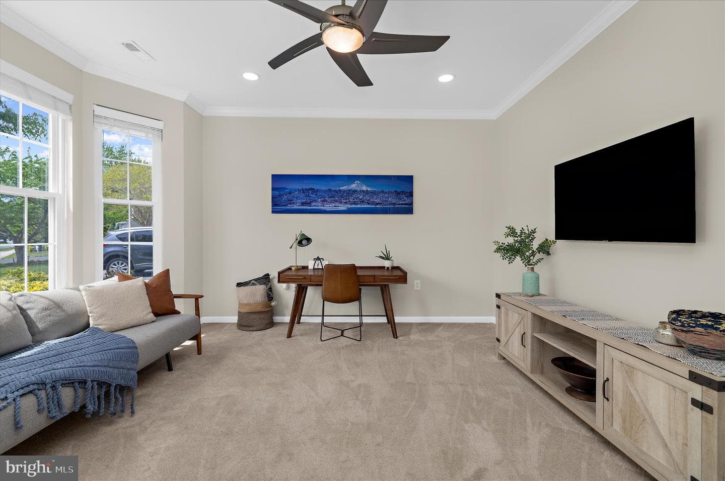 464 Web Foot Lane photo 10