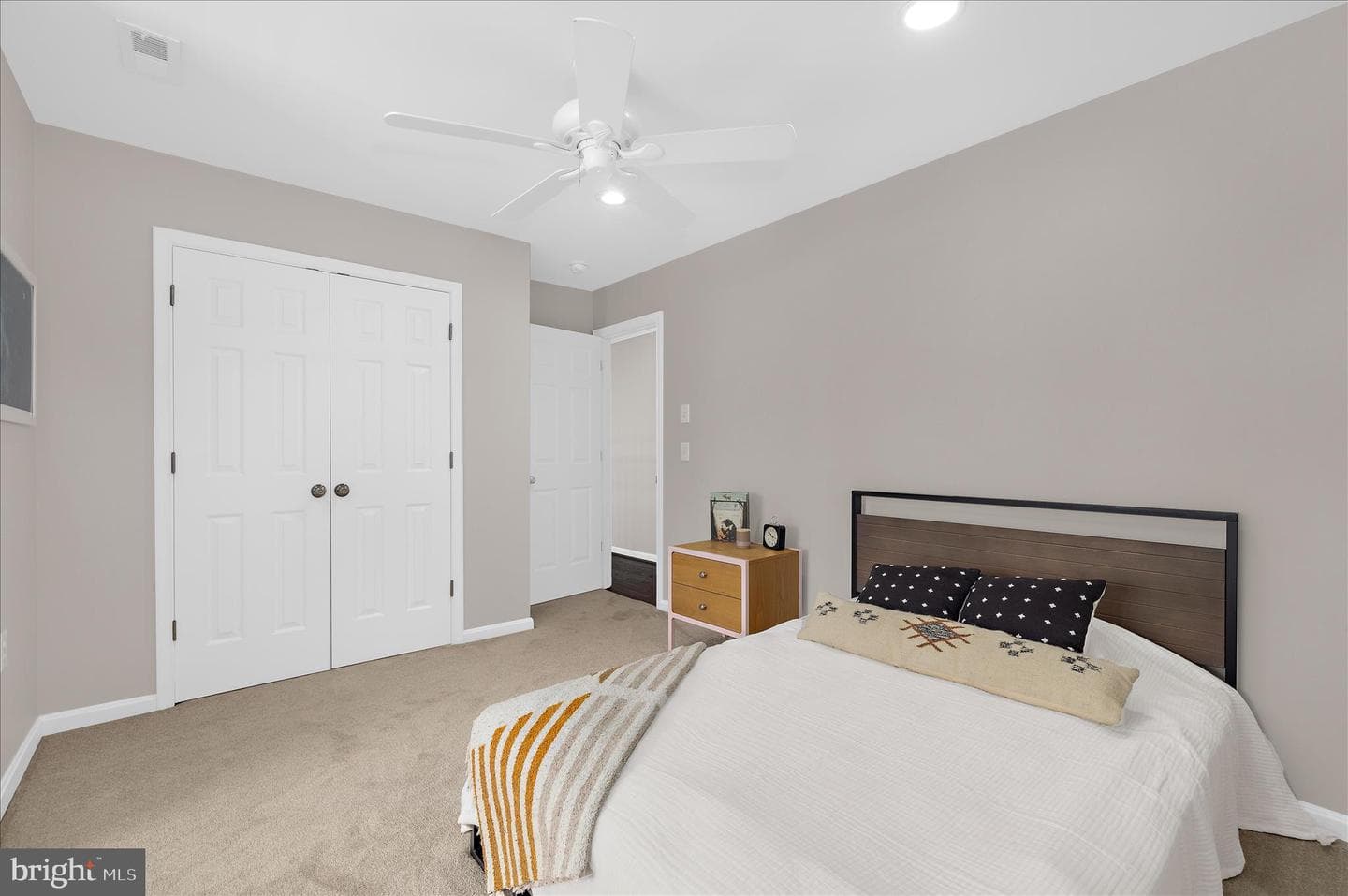 464 Web Foot Lane photo 45