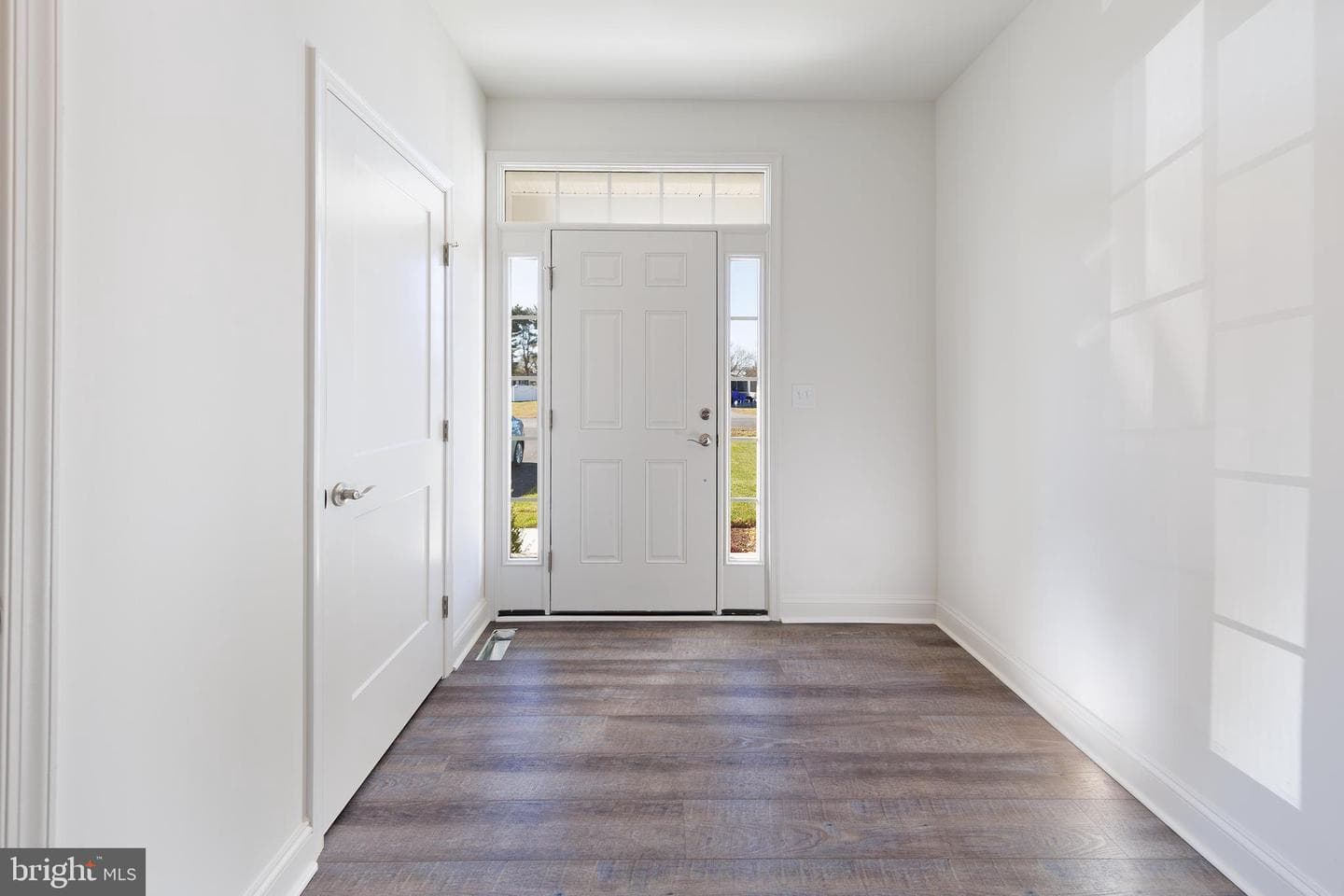 323 Chenowith Drive photo 19