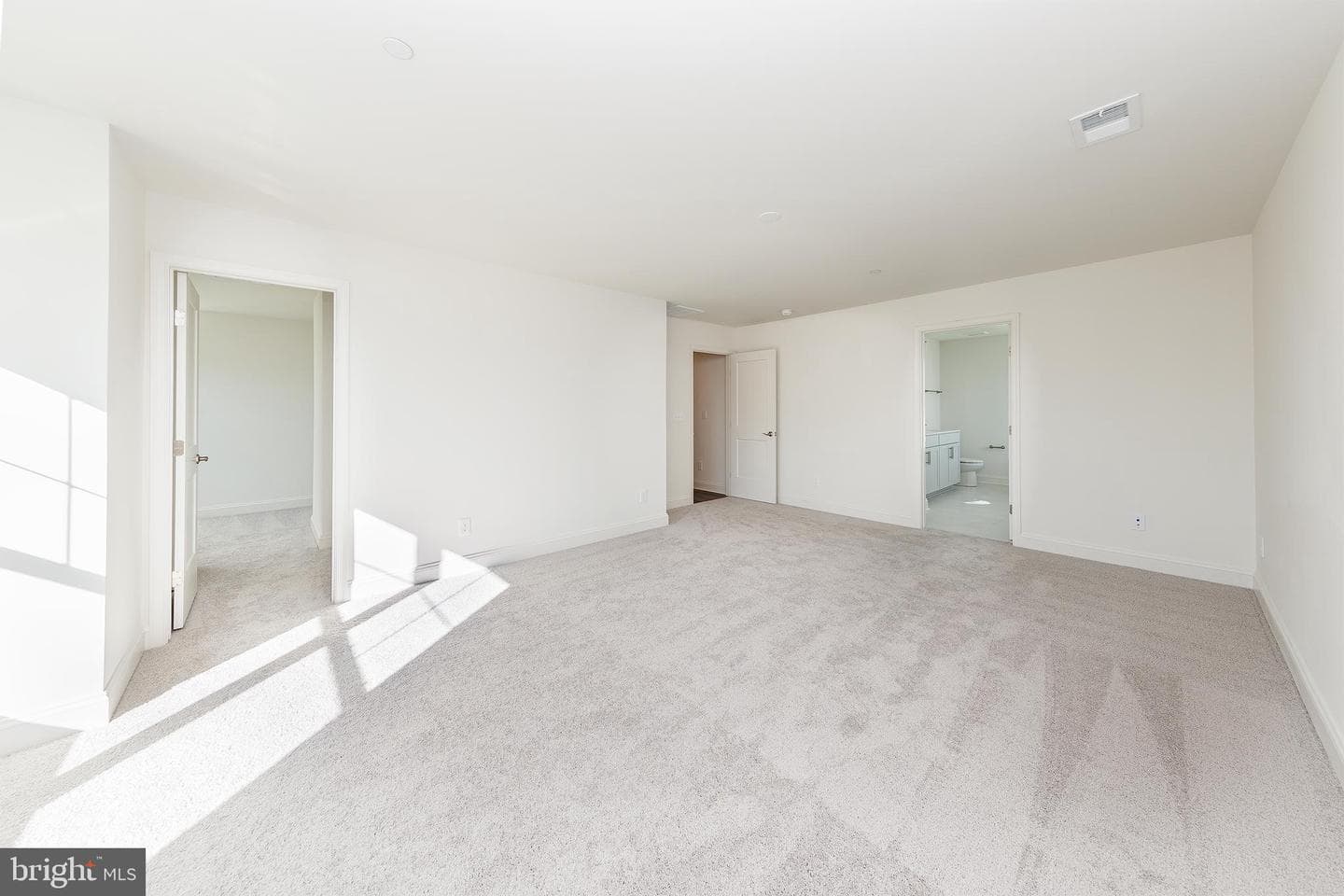 323 Chenowith Drive photo 28