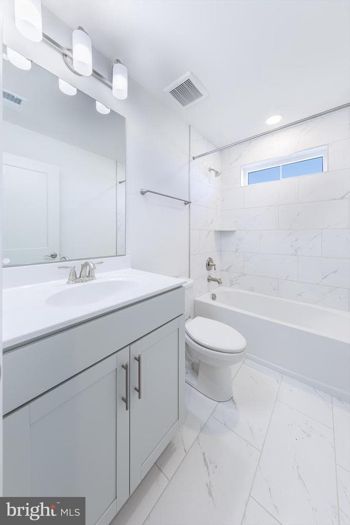 323 Chenowith Drive photo 37