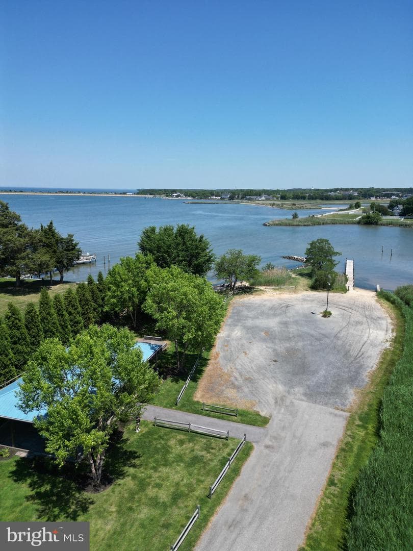 323 Chenowith Drive photo 47