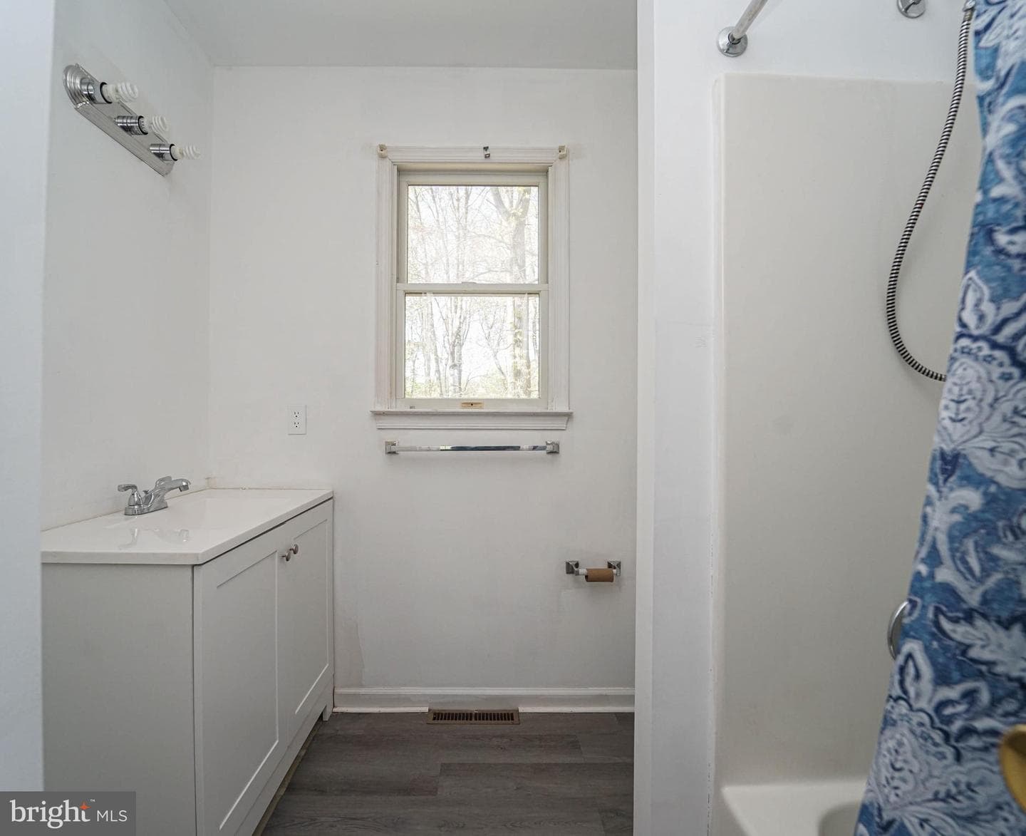 729 Davol Road photo 23