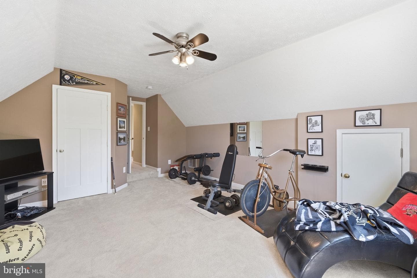 303 Creeks End Lane photo 27