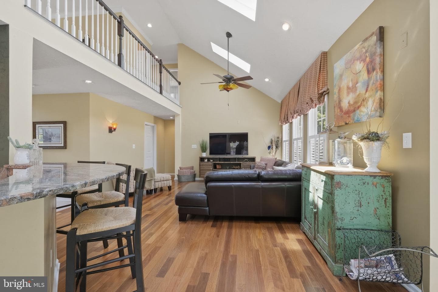 303 Creeks End Lane photo 4