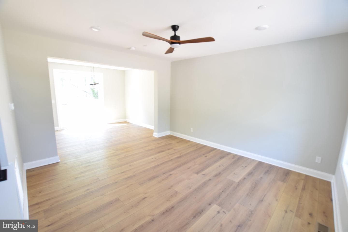 230 Long Point Road photo 5