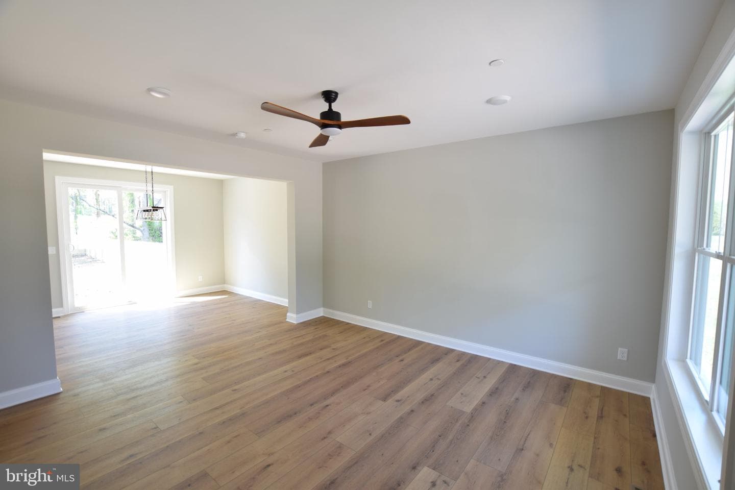 230 Long Point Road photo 7