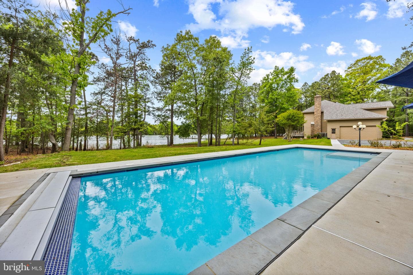 132 Tanners Point Drive photo 4