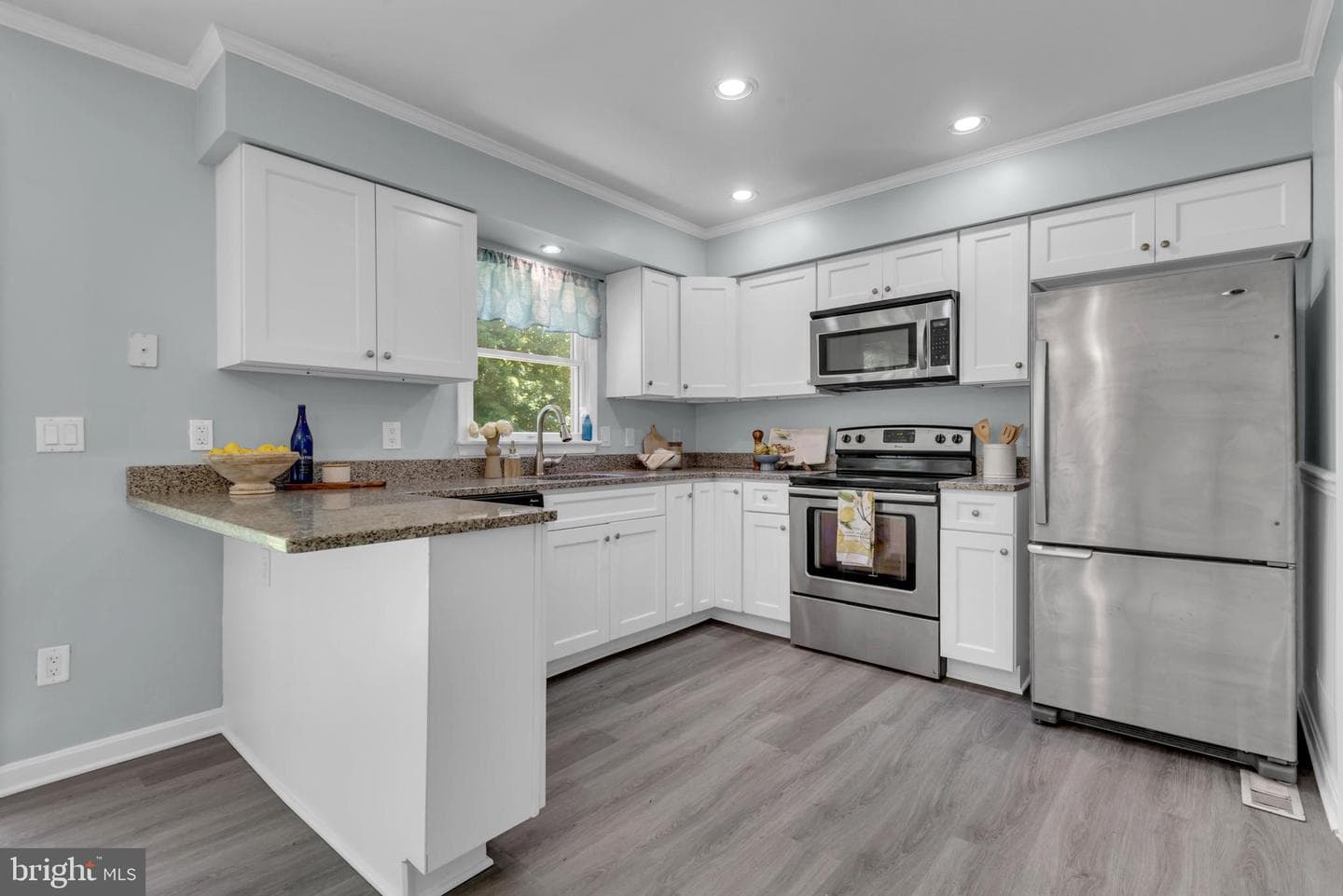 607 Kimberly Way photo 17