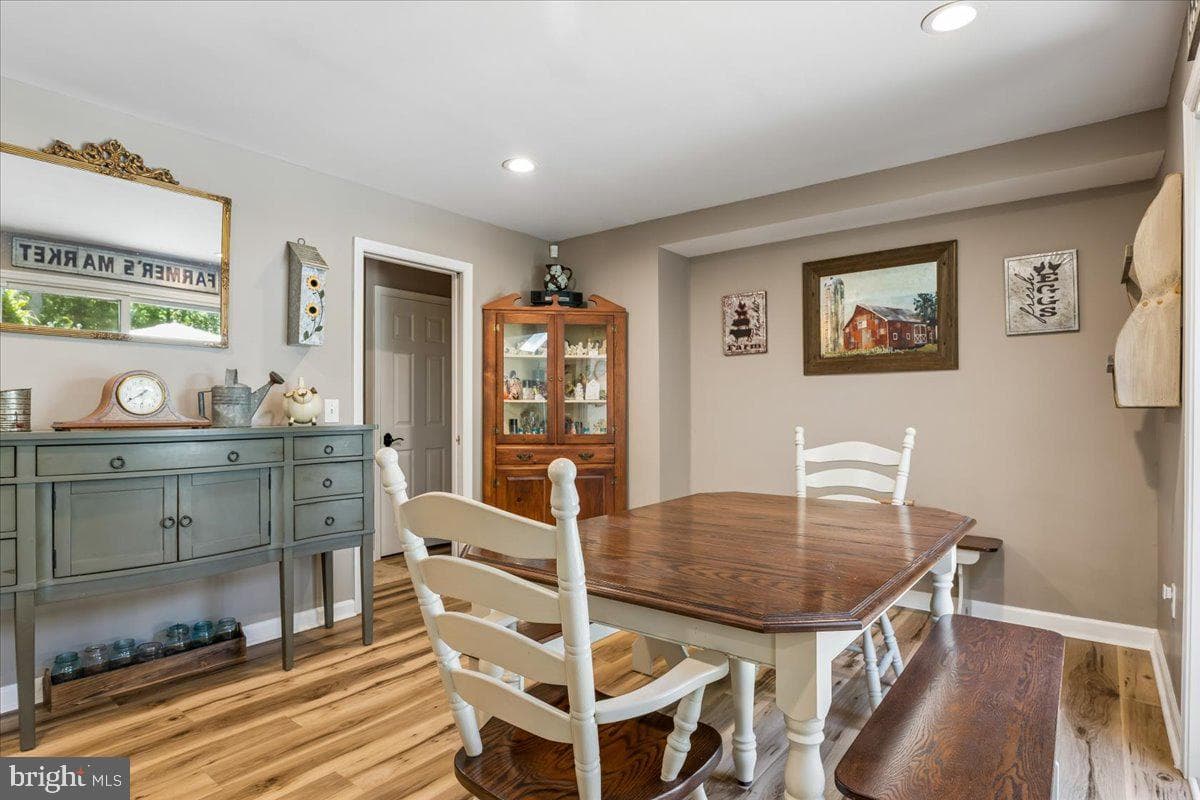 350 Prospect Bay Drive W photo 14