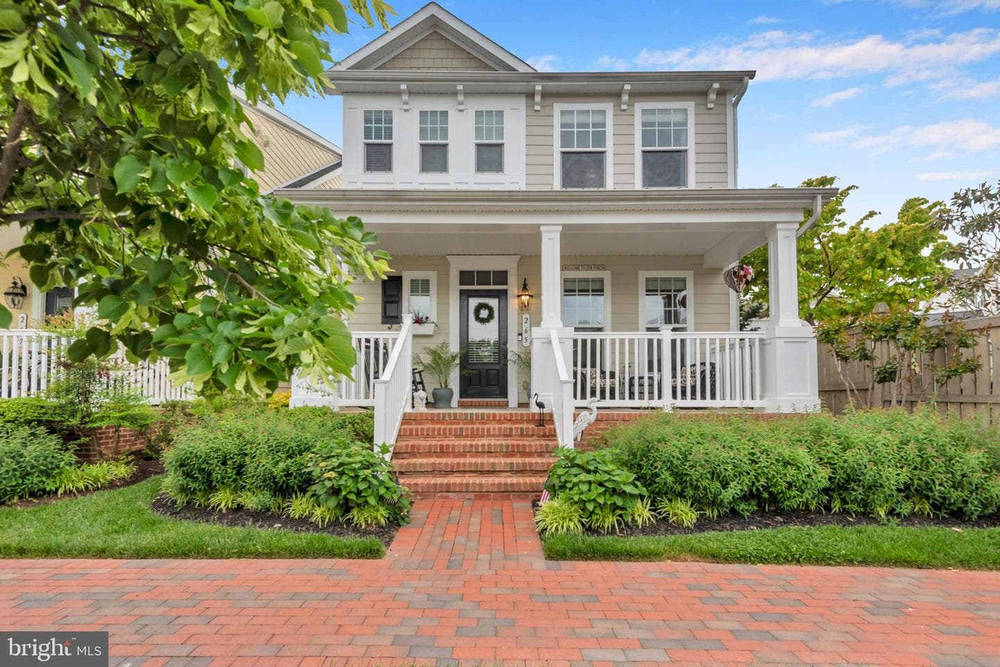 265 Evelyne Street photo 43