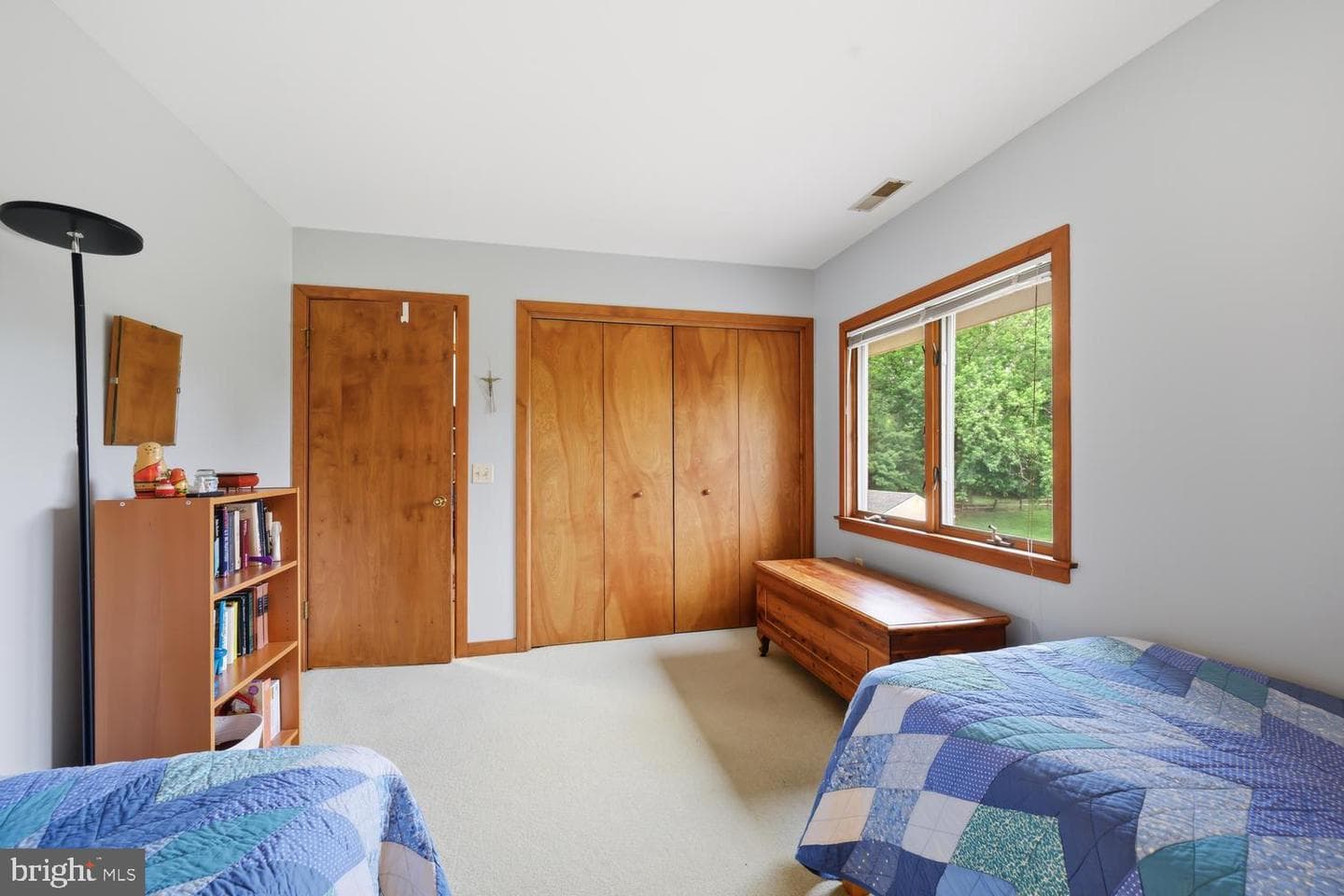 108 Prospect Bay Drive W photo 27