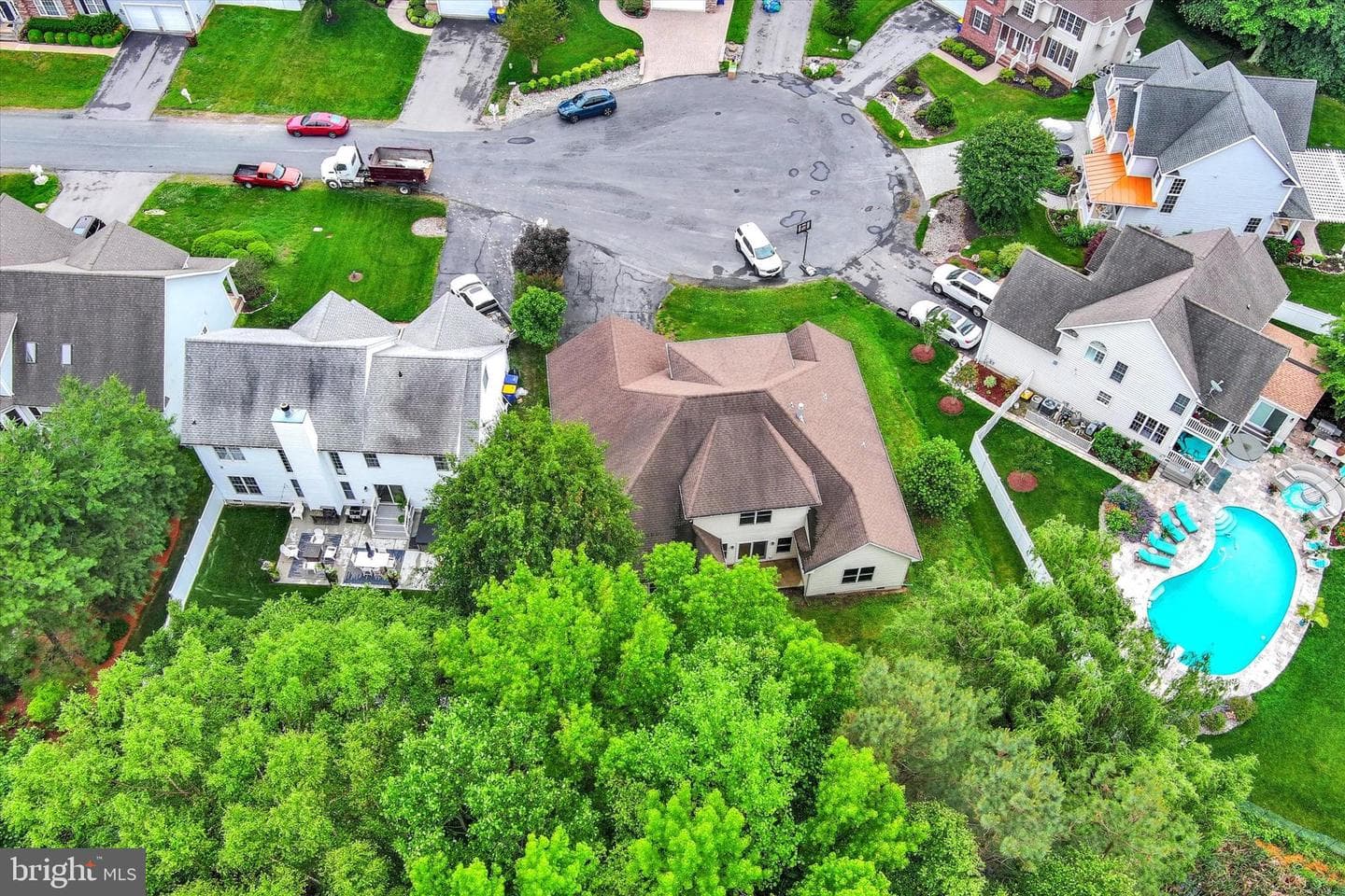 1024 Avalon Court photo 70