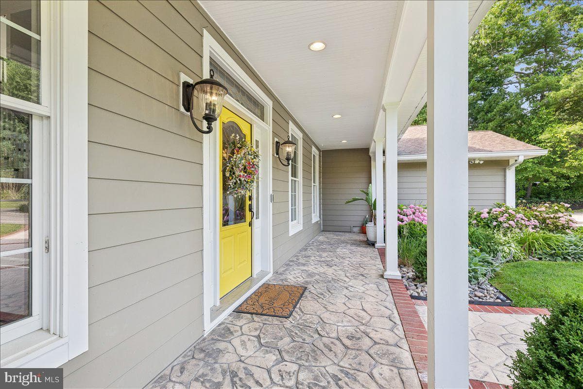 102 Little Neck Road photo 67